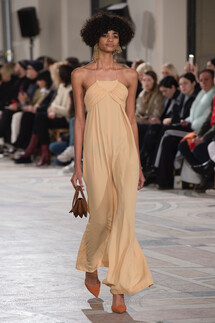 Jacquemus Fall 2018 Ready-to-Wear , Jacquemus осень зима 2018 , Fashion show , неделя моды в Париже , PFW , Mainstyles